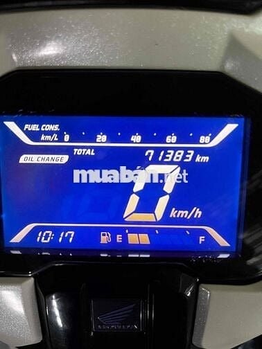 xe air blade màu trắng