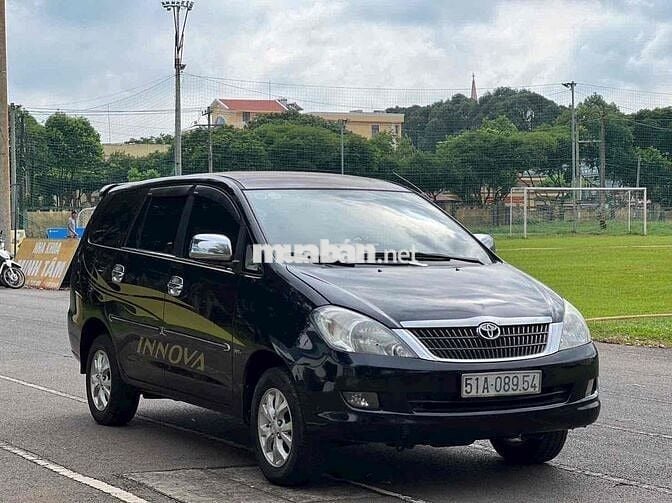 Toyota Innova 2007 G - 120000 km