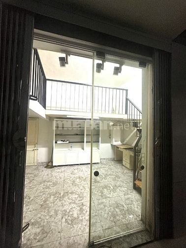 Cho thuê cửa hàng phố Tôn Đức Thắng vừa kinh doanh+ ở GIÁ RẺ chỉ 5 tr