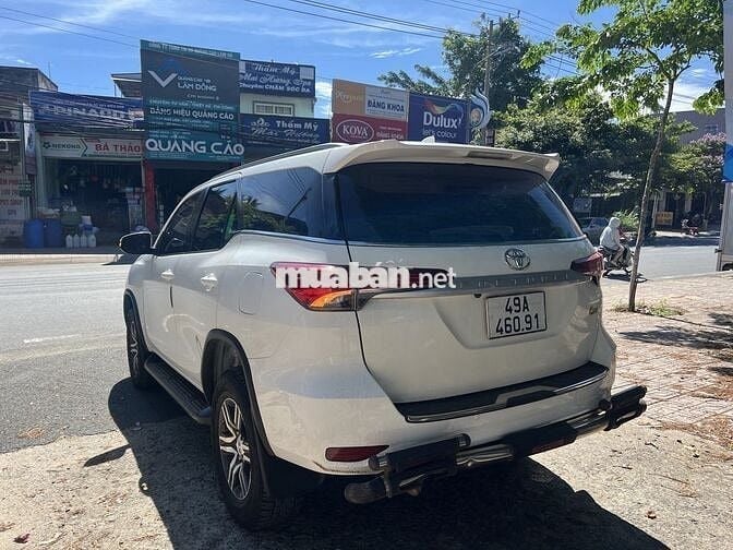 Toyota Fortuner 2019 2.4G 4x2 MT - 100000 km