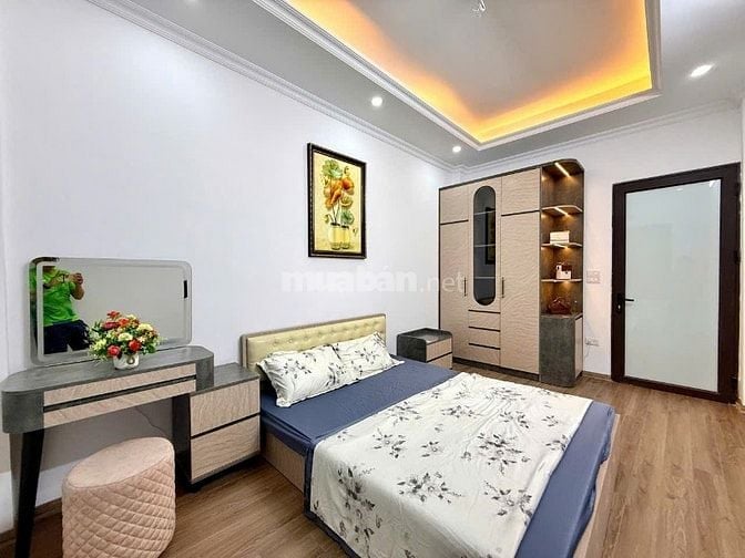 Hàng hiếm, Minh Khai 50m², 5 tầng, Thang máy , Gần Times City