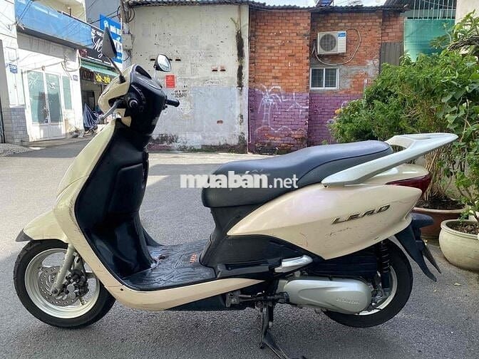 Honda Lead 2011 bstp máy rin chưa rớt