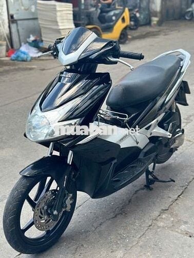 Honda Air Blade Fi phun xăng điện tử đẹp Long lanh