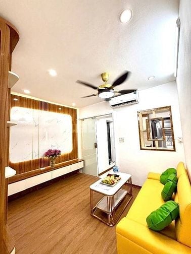 Căn hộ siêu phẩm tầng 1 mặt phố Tân Mai 2 PN, Bếp & phò