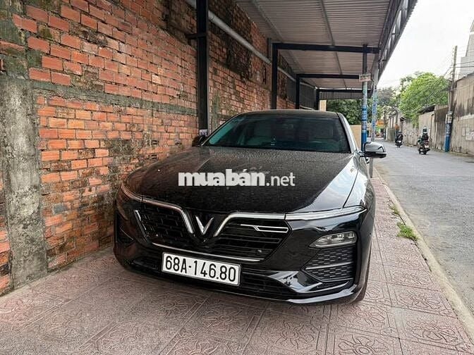 VinFast Lux A 2019 bản Premium