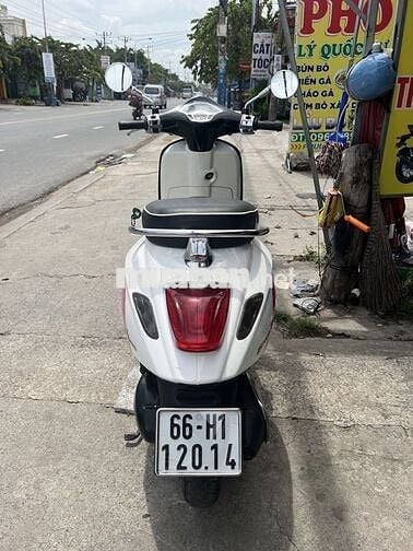 Vespa. prima.