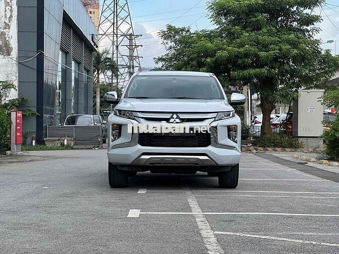 Mitsubishi Triton 2021 4x2 AT Mivec - 68000 km