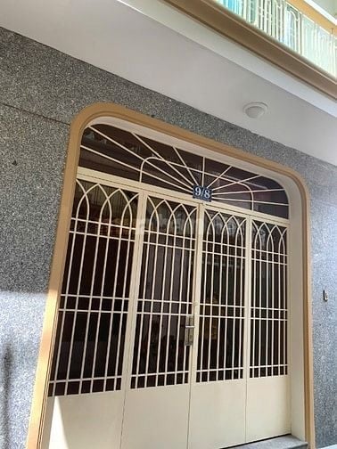 Cần Cho Thuê Nhà Riêng Đường Đào Duy Từ P. 15 quận Phú Nhuận, tiện mở 