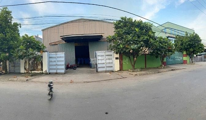Cho thuê kho cực đẹp Cụm Công Nghiệp Lai Xá: diện tích 1000m2