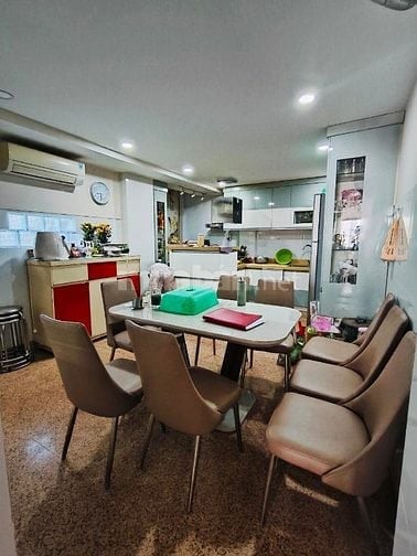 Bán nhà 4x18 nở hậu 4.5 kết cấu 6 lầu có thang máy Quận 8