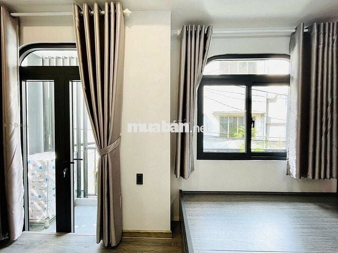 Cho thuê nhà nguyên căn 4 lầu nhà 2 mặt tiền tại Nhiêu Tứ Phú Nhuận