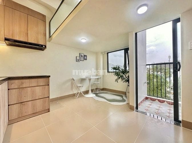 CĂN HỘ DUPLEX CỬA SỔ BALCONY THANG MÁY NGAY EMART PHAN VĂN TRỊ GÒ VẤP