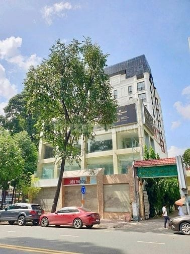 Mặt tiền Phạm Ngọc Thạch, Phường 6, Quận 3 (view Hồ Con Rùa)