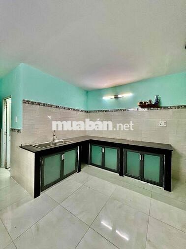 NHÀ MỚI SẠCH SẺ DT 4x17 1TRỆT 1LỬNG 3PN 2WC HẺM XE TẢI(NGAY NGÃ TƯ GA)