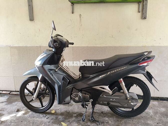 Bán futureLed 2023 lướt 8k bao hồ sơ