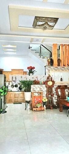 (Có nội thất) Nhà 3 lầu 4 phòng ngủ Đường Lê Văn Quới