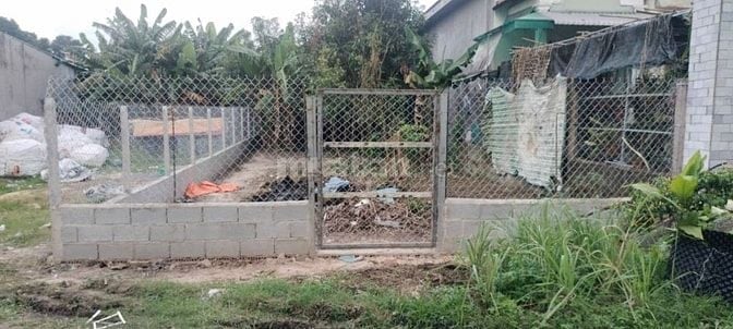 Chính chủ bán đất đường Nguyễn Thị Hương, 319m2, sổ đỏ, giá 2,5tỷ