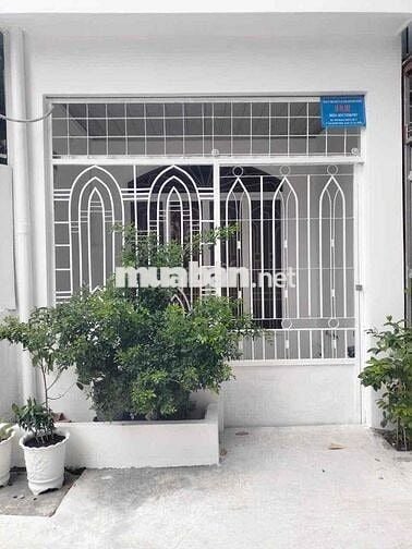 Nhà đẹp TCH 42m2_đúc 1lầu,Ngay huỳnh thị hai,uỷ ban phường TCH