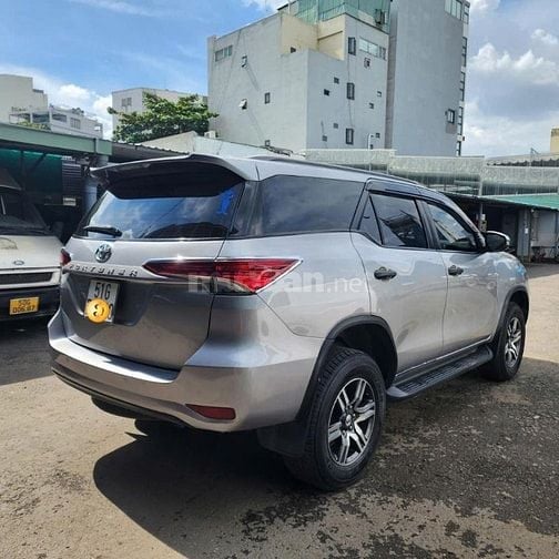 Toyota Fortuner 2.4G 4x2 MT 2018 - 705 Triệu