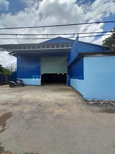Kho xưởng cho thuê mặt tiền đường Quốc Lộ 1A , Quận 12 , DT: 1,000m2