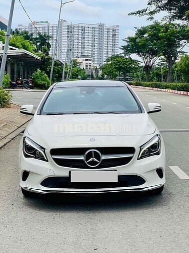 Cần bán Mer CLA 200 model 2017 xe rất đẹp