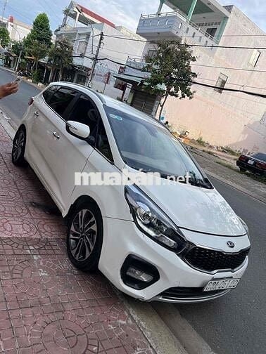 Kia Rondo 2016 2.0 GAT - 180000 km