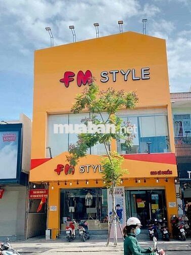 ❤️CHO THUÊ NHÀ 2 TẦNG MT LÊ DUẨN DT :300m2 , NGANG :9M , NHÀ MỚI ĐẸP