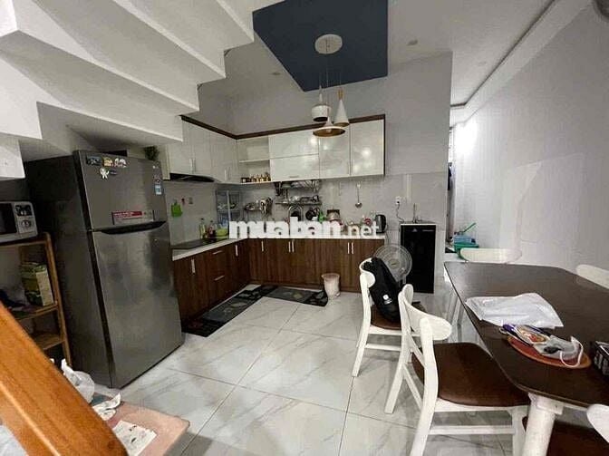 chính chủ cho thuê nhà nhà 2 tầng đường Thanh Lương full nội thất