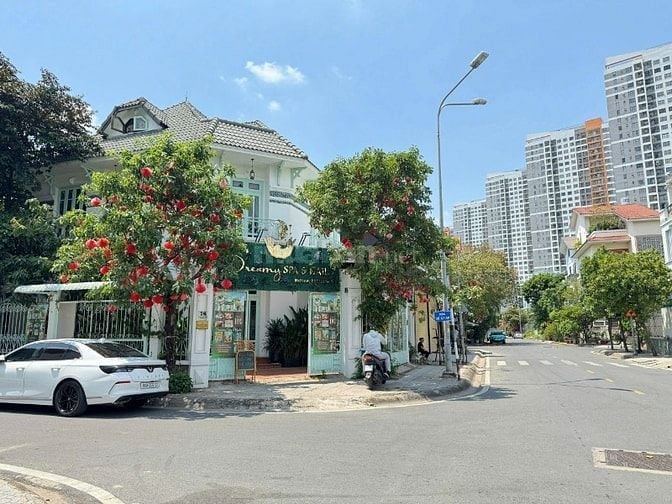 Bán nhà căn góc đường Mai Chí Thọ kdc Cán BCNV Quận 2 cũ gần chợ 156m2