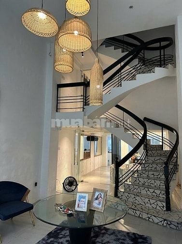 Bán nhà Phạm Ngọc Thạch 88m², sát phố đi bộ Hồ Con Rùa, đang cho thuê