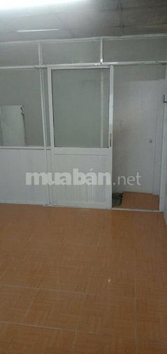Cho thuê nhà 330/54/10 Nguyễn Tất Thành, P.13, Q.4, diên tích 30m2