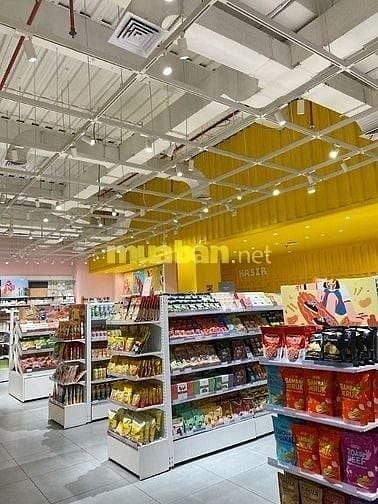 Cần người phụ dọn dẹp sắp xếp hàng hóa ở cửa hàng