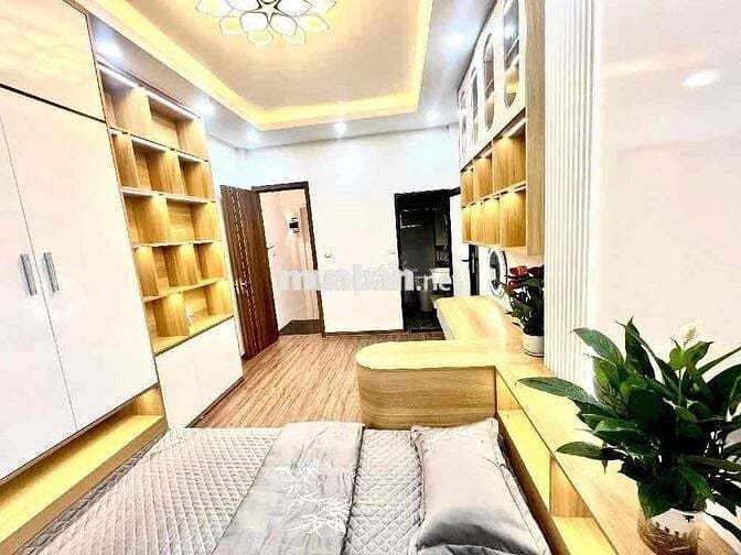 *** TẠI CHIẾN THẮNG - HÀ ĐÔNG , NHÀ ĐẸP 5 TẦNG