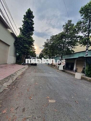CHO THUÊ NHÀ KHU ĐÔ THỊ EHOME 4. DT 100M2.GIÁ 5 TRIỆU.CỌC 2 THÁNG.