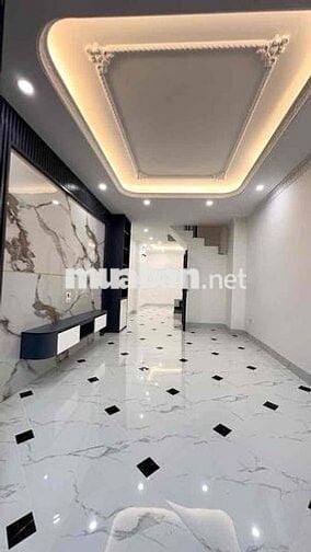 Bán nhà phố Trương Định, nhà mới thoáng sáng , sổ vuông đẹp, gần ô tô