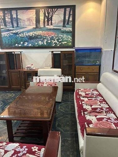 Cho thuê nhà nguyên căn, địa chỉ 382/7 Núi Thành