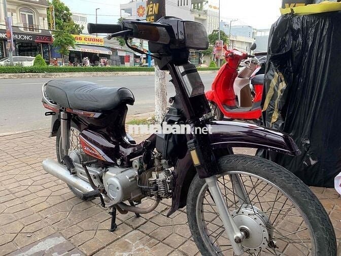 Bán xe dream bình kèn đề đầy đủ , cà vẹt ngay chủ