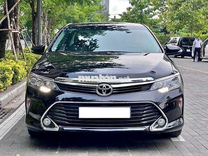 Toyota camry 2.5Q 2018