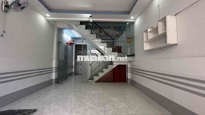NHÀ 2 TẦNG NGAY BẾN XE BUÝT HIỆP THÀNH 17 CỰC ĐẸP VÀO Ở NGAY