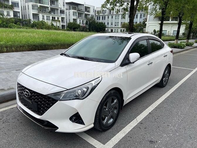 Hyundai Accent 2023 1.4 AT - 70000 km