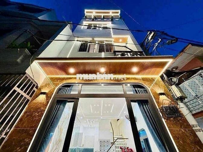 Cô Tám Cần Tiền Cho Con Đi Du Học Thụy Sĩ Bán Nhà Võ Thị Sáu, Quận 1.