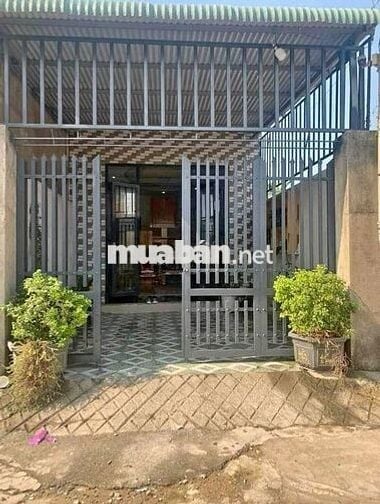 Bán Gấp nhà nhỏ 81m2 Giá 790tr SHR đầy đủ Cách BVXA 2km. Gọi Gấp Đi !