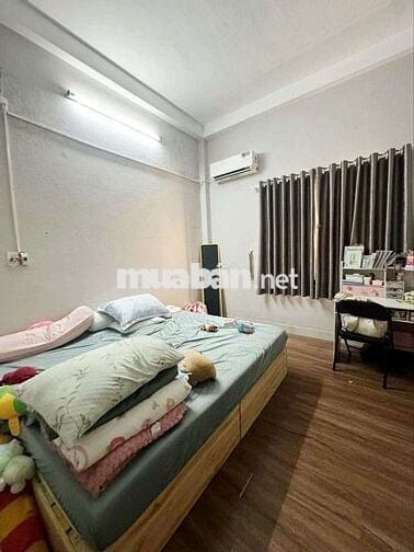 NHÀ 3 TẦNG, 4PN, CÓ NỘI THẤT, ĐƯỜNG NGỌC HỒI GẦN LÝ THÁI TÔNG