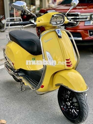 Vespa Sprint 125 đời 2021 chính chủ biển 93 xe đep
