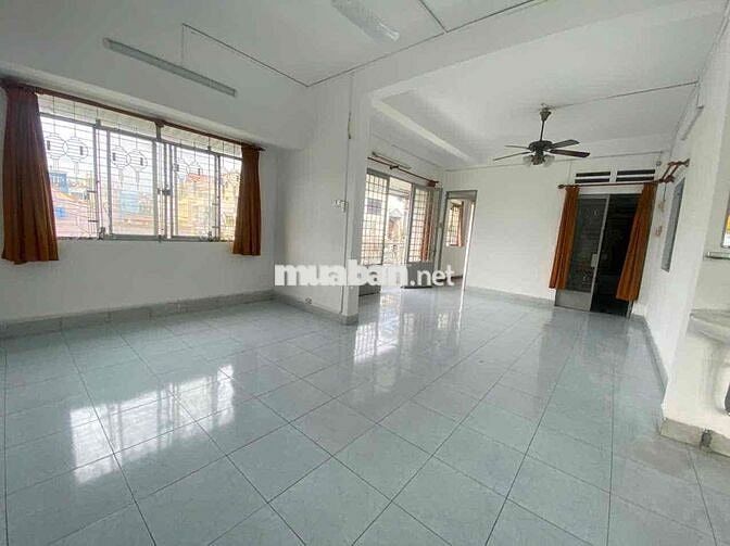 Diện tích  8x11=82 m2 , Nguyễn Đình Chiểu -PN -8tr5