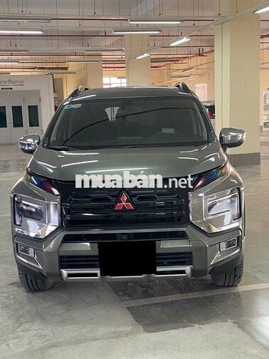 Mitsubishi XpanderCross 2022-10000 km(bao rút gốc)