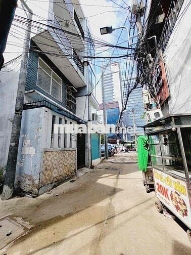 Nhà 3 Tầng - 1/ CMT8 - Ngay vòng xoay dân chủ - Giá 1 tỷ 85