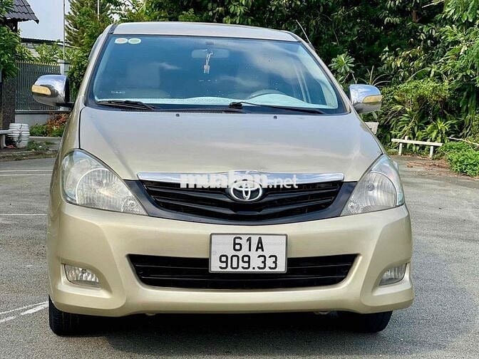Toyota Innova 2006