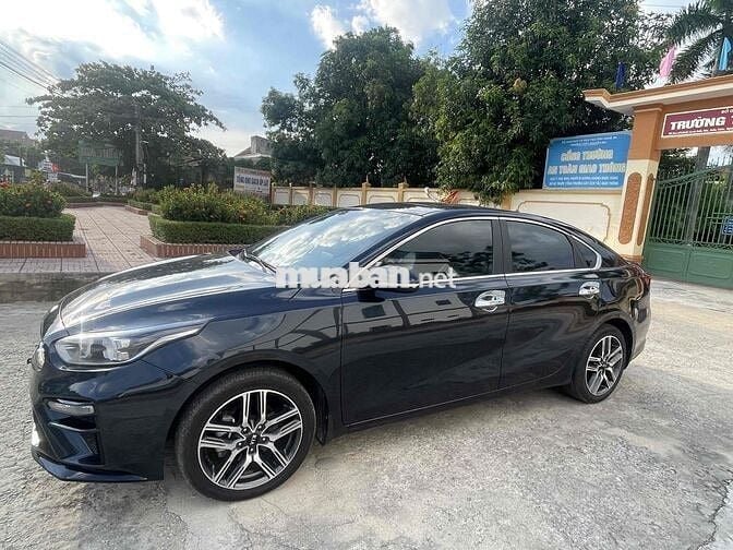 Kia Cerato 2021 1.6 AT LUXURY - 47000 km