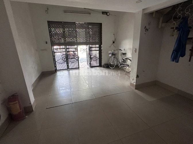 Cho Thuê Cửa hàng 24 Phố Chùa vua ( chợ trời ) MT 4,4M-29m - 9,5 tr